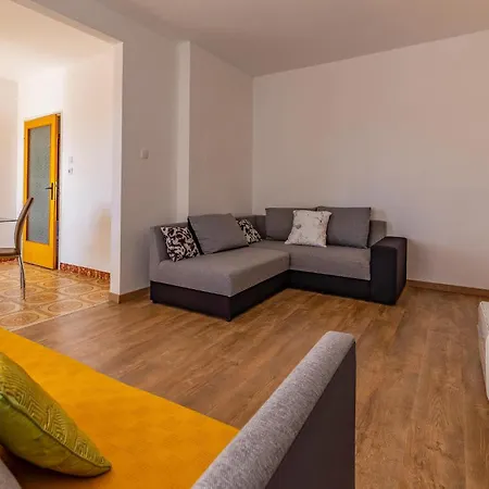 Apartman 2 Bedroom Cozy In Labin
