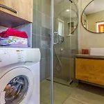 2 Bedroom Awesome In