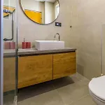 Apartamento 2 Bedroom Awesome In *